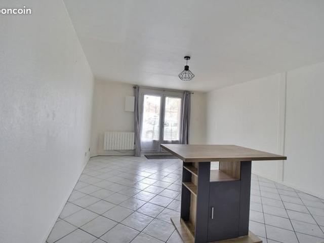 Appartement vente à Étampes, Pussay