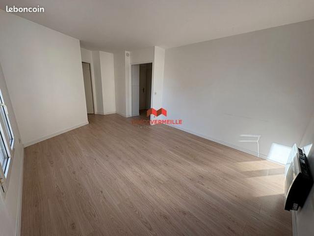 Appartement vente à Voisins-le-Bretonneux, Yvelines