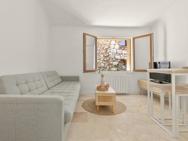 Appartement vente à Tourrettes-sur-Loup, Alpes-Maritimes
