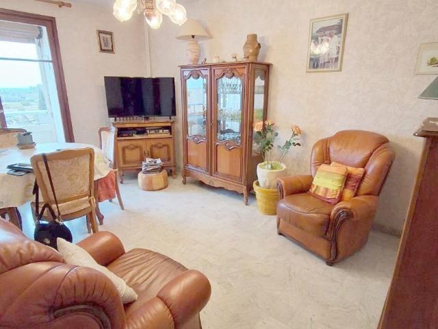 Appartement vente à Arrondissement de Toulon, Hyères
