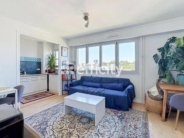 Appartement vente à Croix de Chavaux, Montreuil