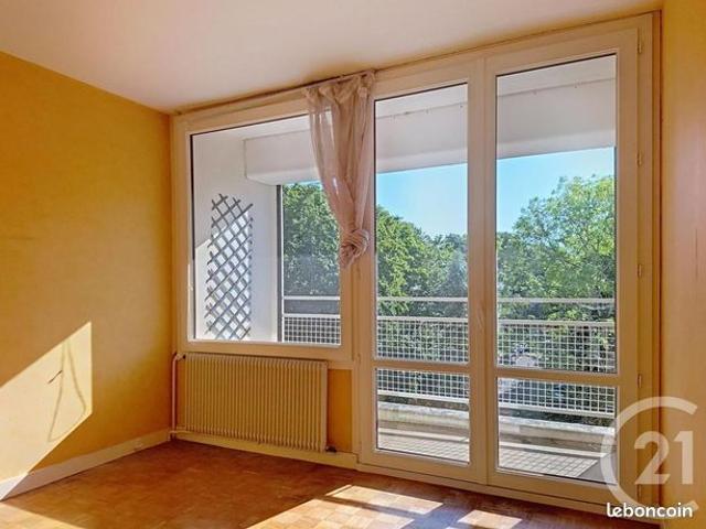 Appartement vente à Melun, Vaux-le-pénil