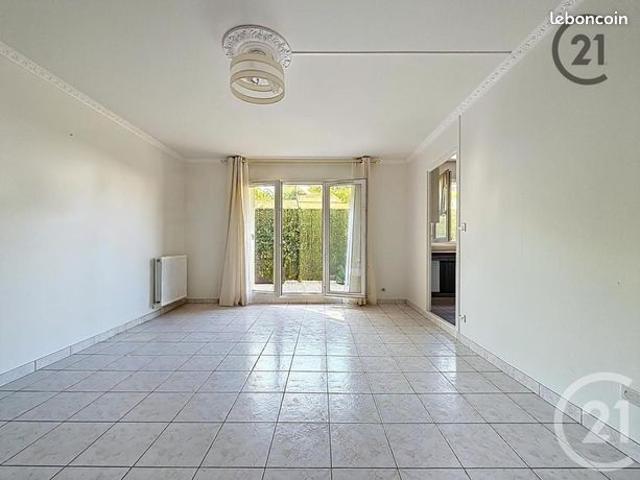 Appartement vente à Melun, Combs-la-ville