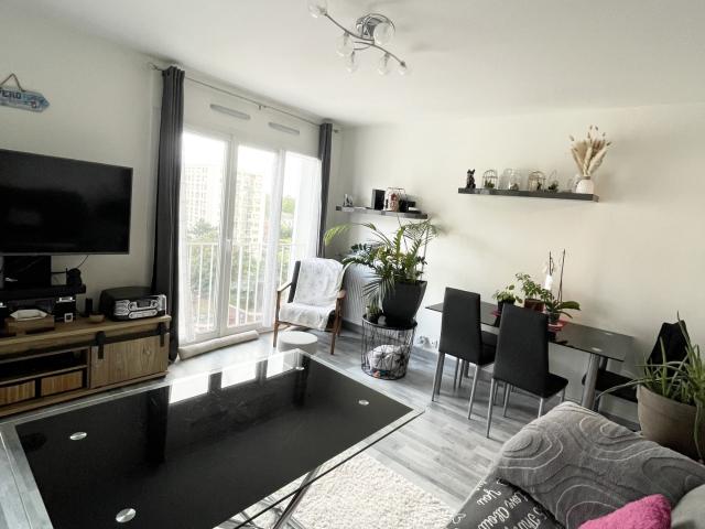 Appartement vente à Saint-Ouen-l'Aumône, Val-d'Oise