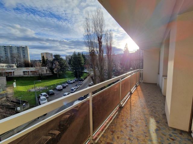Appartement location à Saint-Étienne, Saint-etienne