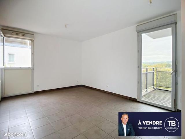 Appartement vente à L'Isle-d'Abeau, Isère