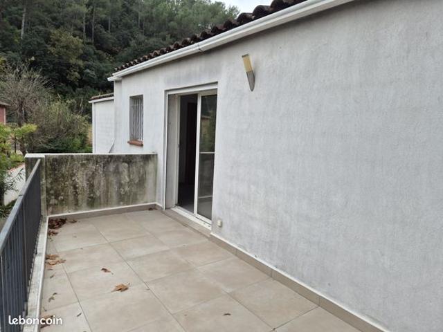 Appartement vente à Arrondissement de Toulon, Solliès-toucas