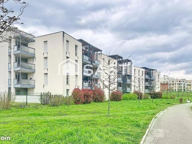 Appartement vente à La Tour-du-Pin, L'isle-d'abeau
