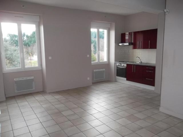 Appartement location à Saint-Alban-les-Eaux, Loire