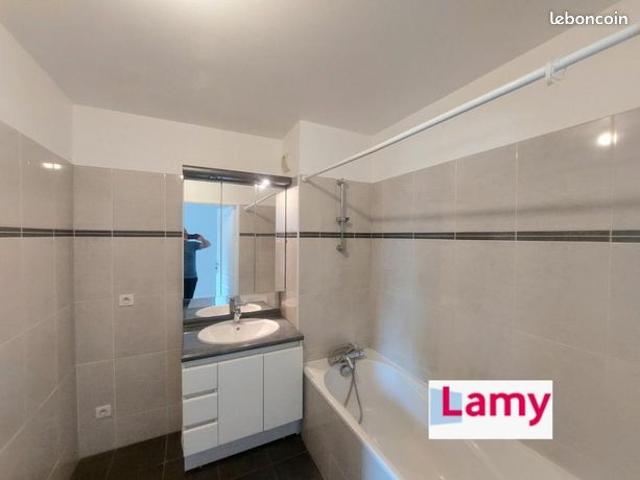 Appartement vente à Courbevoie, Hauts-de-Seine
