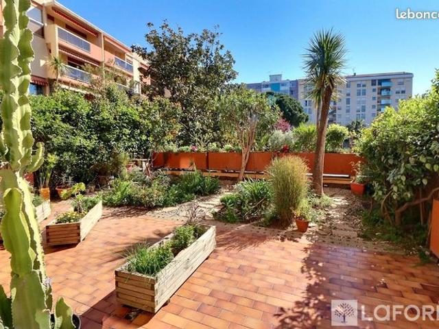 Appartement vente à Arrondissement de Toulon, Hyères