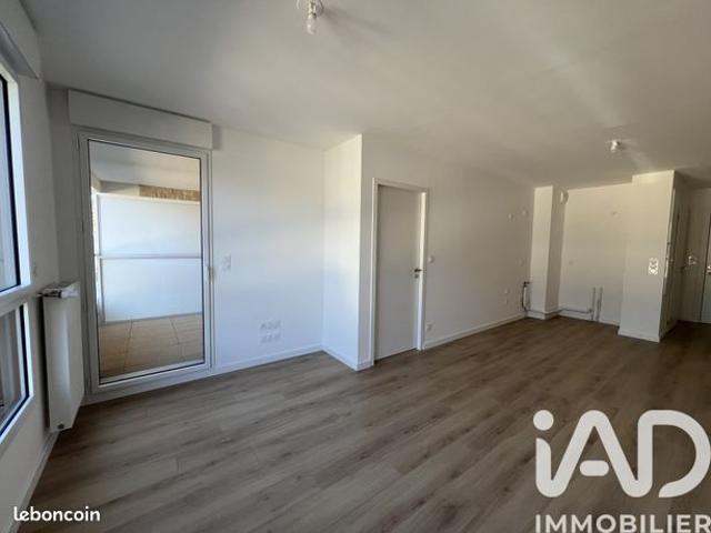 Appartement vente à La Chapelle-des-Fougeretz, Ille-et-Vilaine