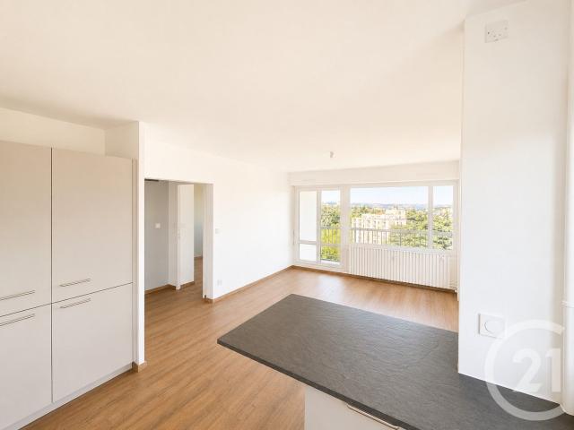 Appartement location à Saint-Étienne, Saint-etienne