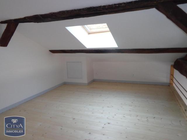 Appartement location à La Ville-Est, Belleville-en-Beaujolais