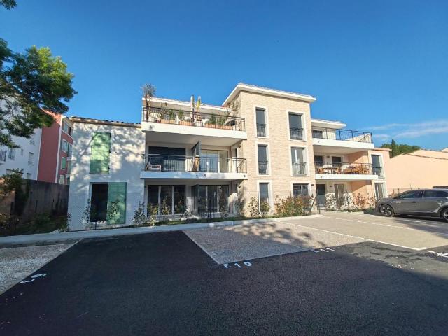 Appartement location à Arrondissement de Draguignan, Cogolin