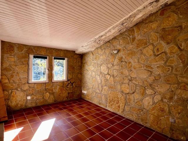 Appartement location à Entrecasteaux, Var