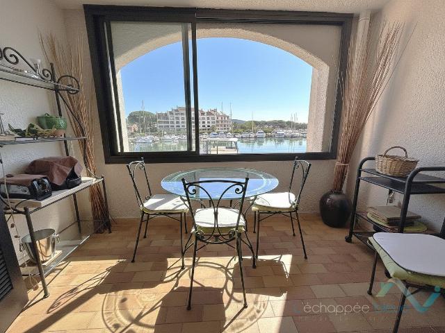 Appartement vente à Arrondissement de Draguignan, Cogolin