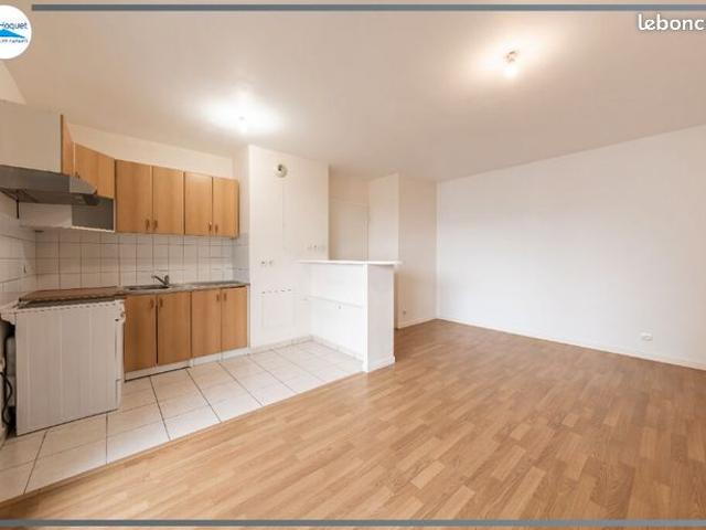 Appartement vente à Melun, Combs-la-ville