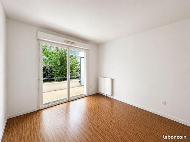 Appartement vente à Bordeaux, Yvrac