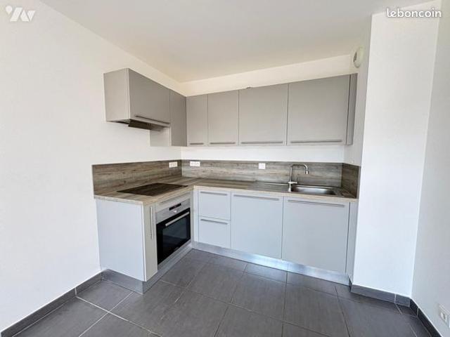Appartement vente à Saint-Julien-en-Genevois, Cranves-sales