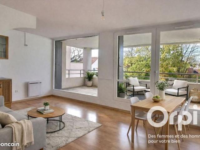 Appartement vente à Rambouillet, Voisins-le-bretonneux