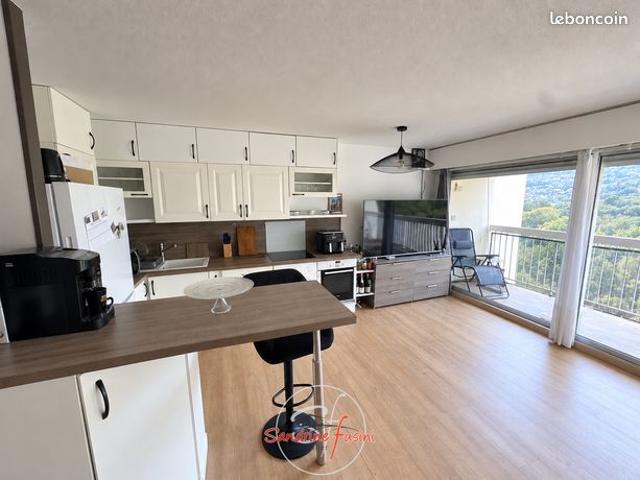 Appartement vente à Carros, Alpes-Maritimes