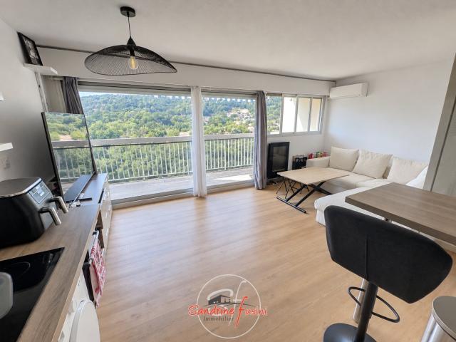 Appartement vente à Carros, Alpes-Maritimes