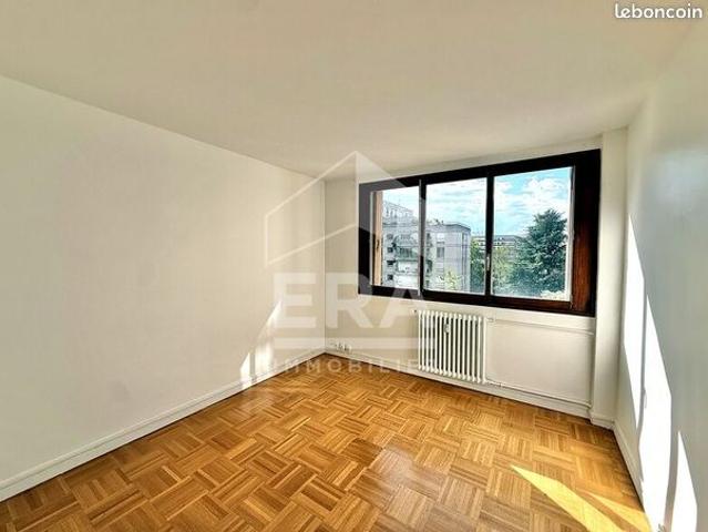 Appartement vente à Paris, Île-de-France