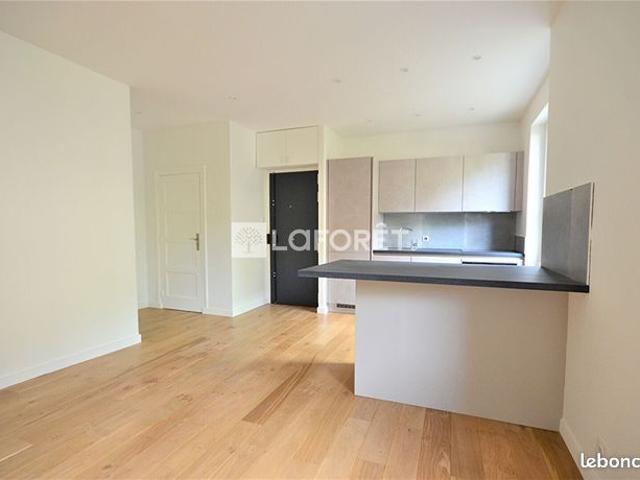Appartement vente à Saint-Cyr-au-Mont-d'Or, Rhône