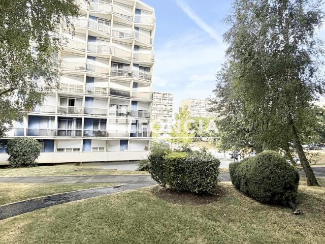Appartement vente à Centre Commercial Brigitte, Plaisir