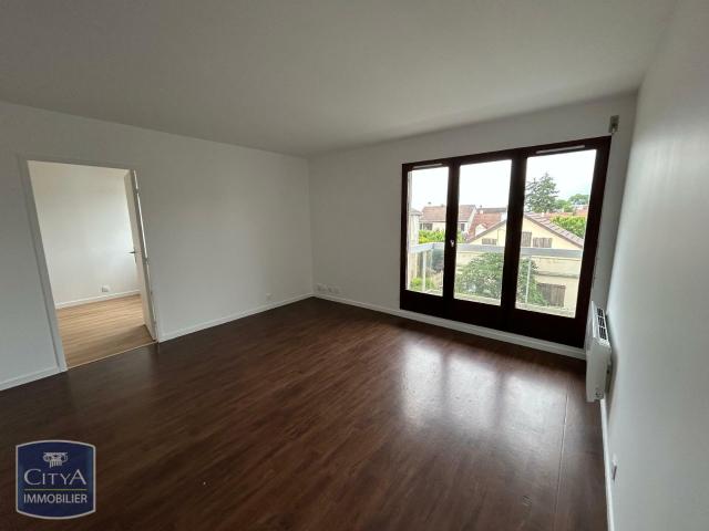 Appartement location à Noisy-le-grand, Rive Charmante