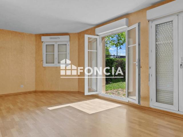 Appartement vente à Rambouillet, Voisins-le-bretonneux