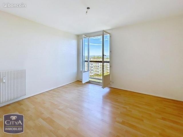 Appartement vente à La Tour-du-Pin, Pont-de-chéruy