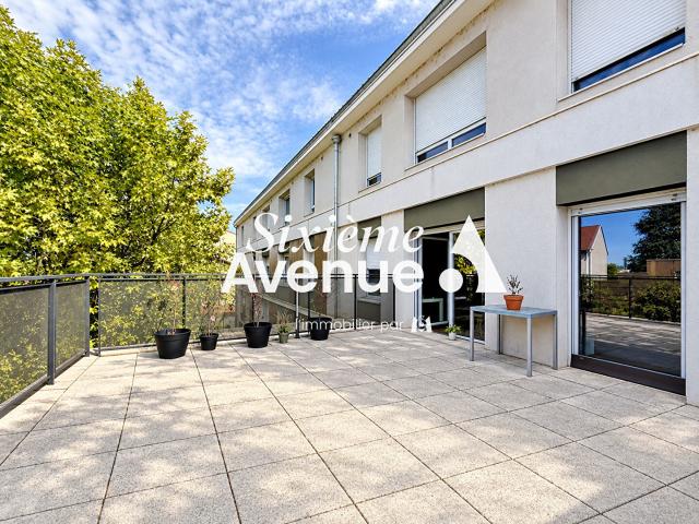 Appartement vente à Gare, Décines-Charpieu