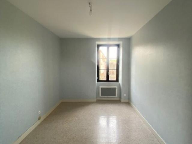 Appartement location à Les Bardons, La Pacaudière
