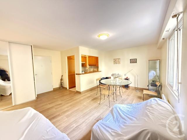 Appartement vente à Paris 20e Arrondissement, Paris