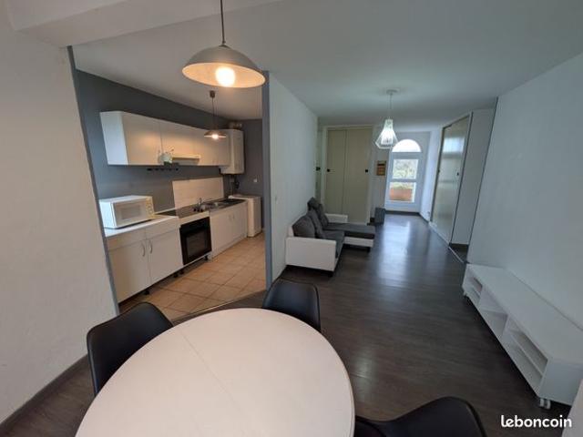 Appartement vente à Sens, Paron