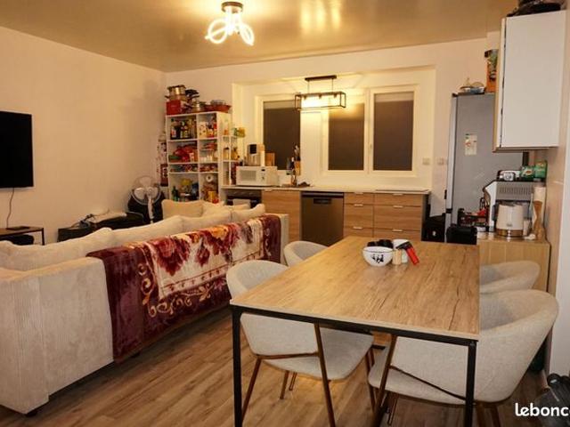 Appartement vente à Saint-Étienne, Firminy