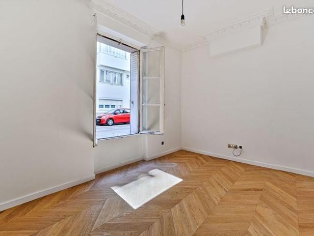 Appartement vente à Paris, Île-de-France