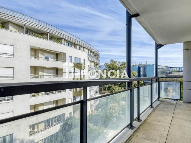 Appartement vente à Quartier Les Hauts d'Issy / Les Epinettes / Le Fort, Issy-les-Moulineaux