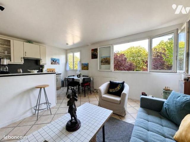 Appartement vente à Saint-Denis, L'ile-saint-denis