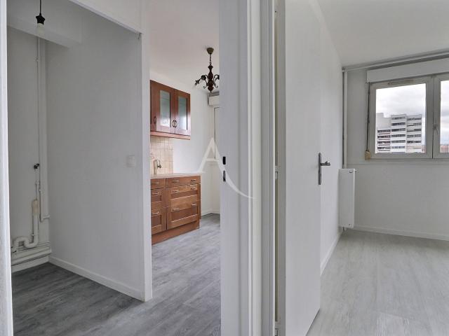 Appartement vente à Centre Ville, Vitry-sur-Seine