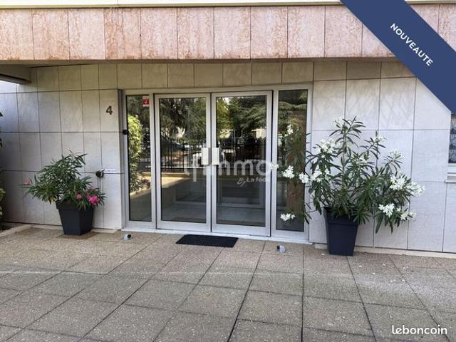 Appartement vente à Évry, Petit-bourg