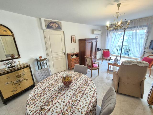 Appartement vente à Arrondissement de Toulon, Hyères