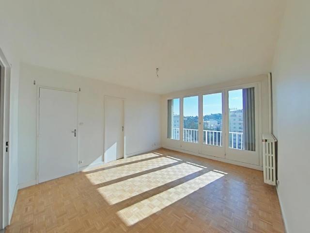 Appartement location à Saint-Étienne, Saint-etienne