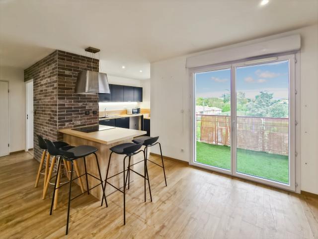 Appartement vente à Zone d'Activités Pont Peyrin, L'Isle-Jourdain