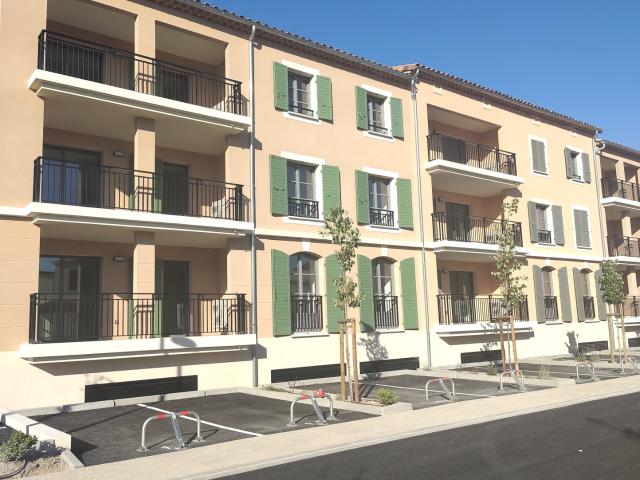 Appartement location à Lotissement Les Coquelicots, Sarrians