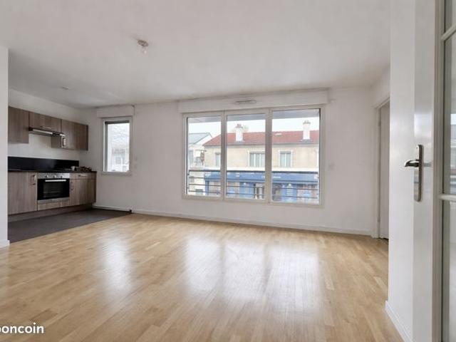 Appartement vente à Suresnes, Hauts-de-Seine