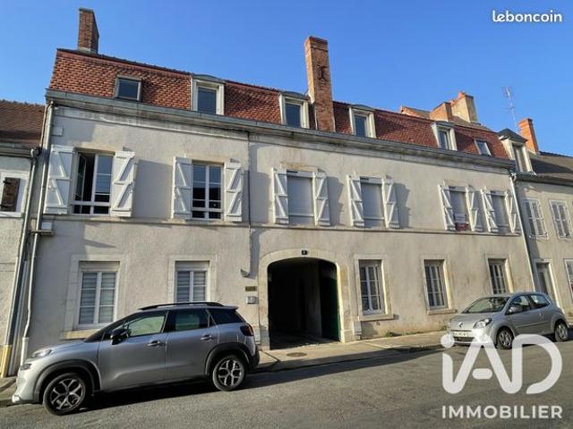 Appartement vente à Saint-Amand-Montrond, Saint-amand-montrond