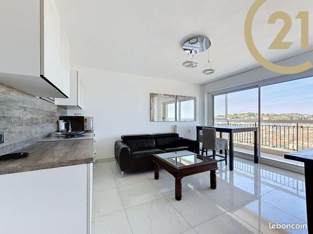 Appartement vente à Arrondissement de Draguignan, Saint-raphaël